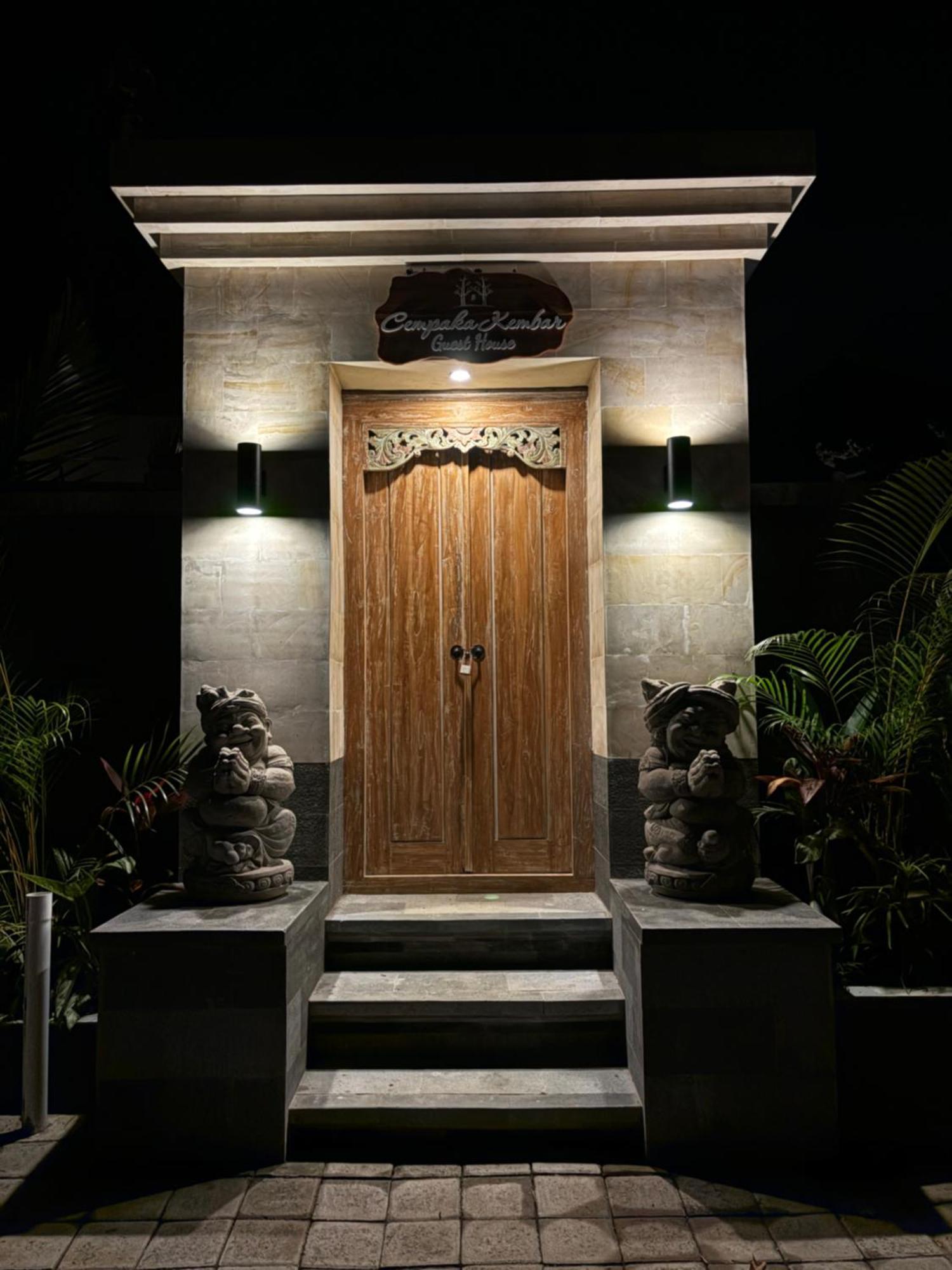 Cempaka Kembar Guest House Ubud  Ngoại thất bức ảnh