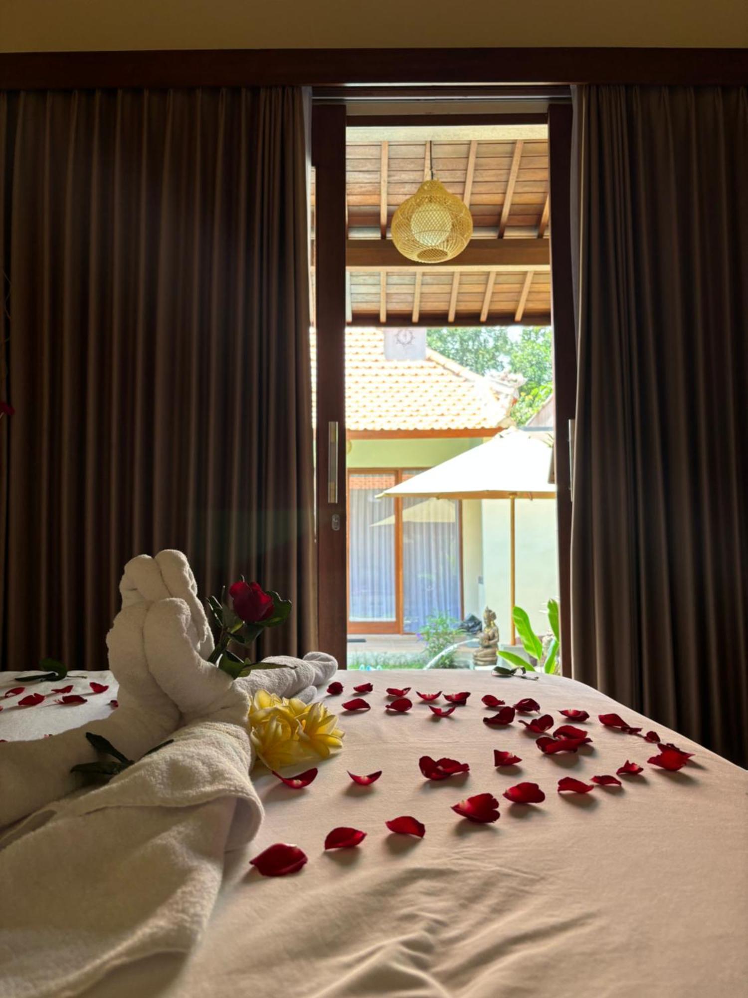 Cempaka Kembar Guest House Ubud  Ngoại thất bức ảnh