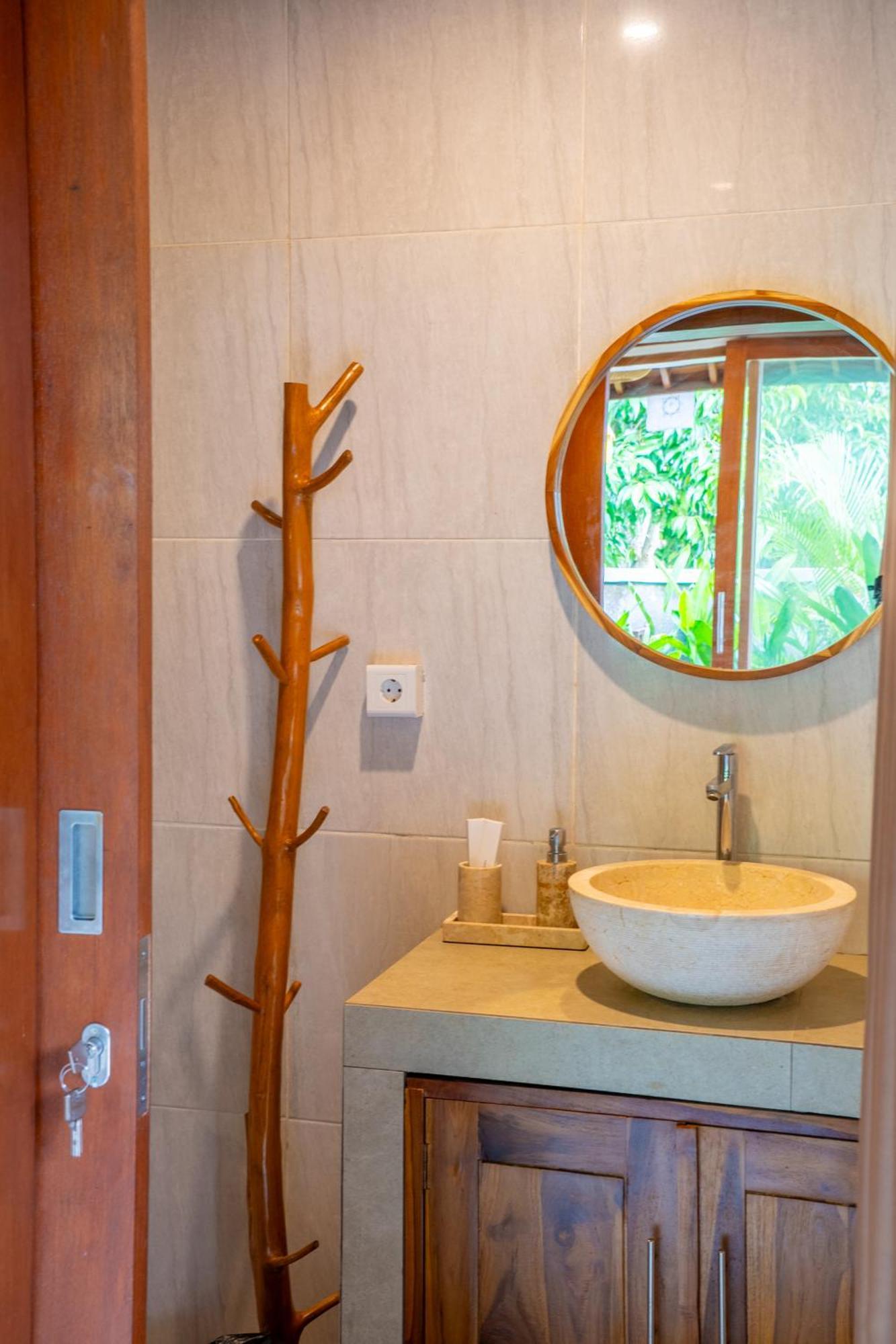 Cempaka Kembar Guest House Ubud  Ngoại thất bức ảnh